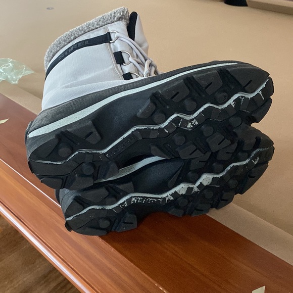 SOREL snow boot very warm - Picture 5 of 6